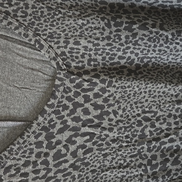 George Leopard Print 4X T-shirt - Picture 3 of 6